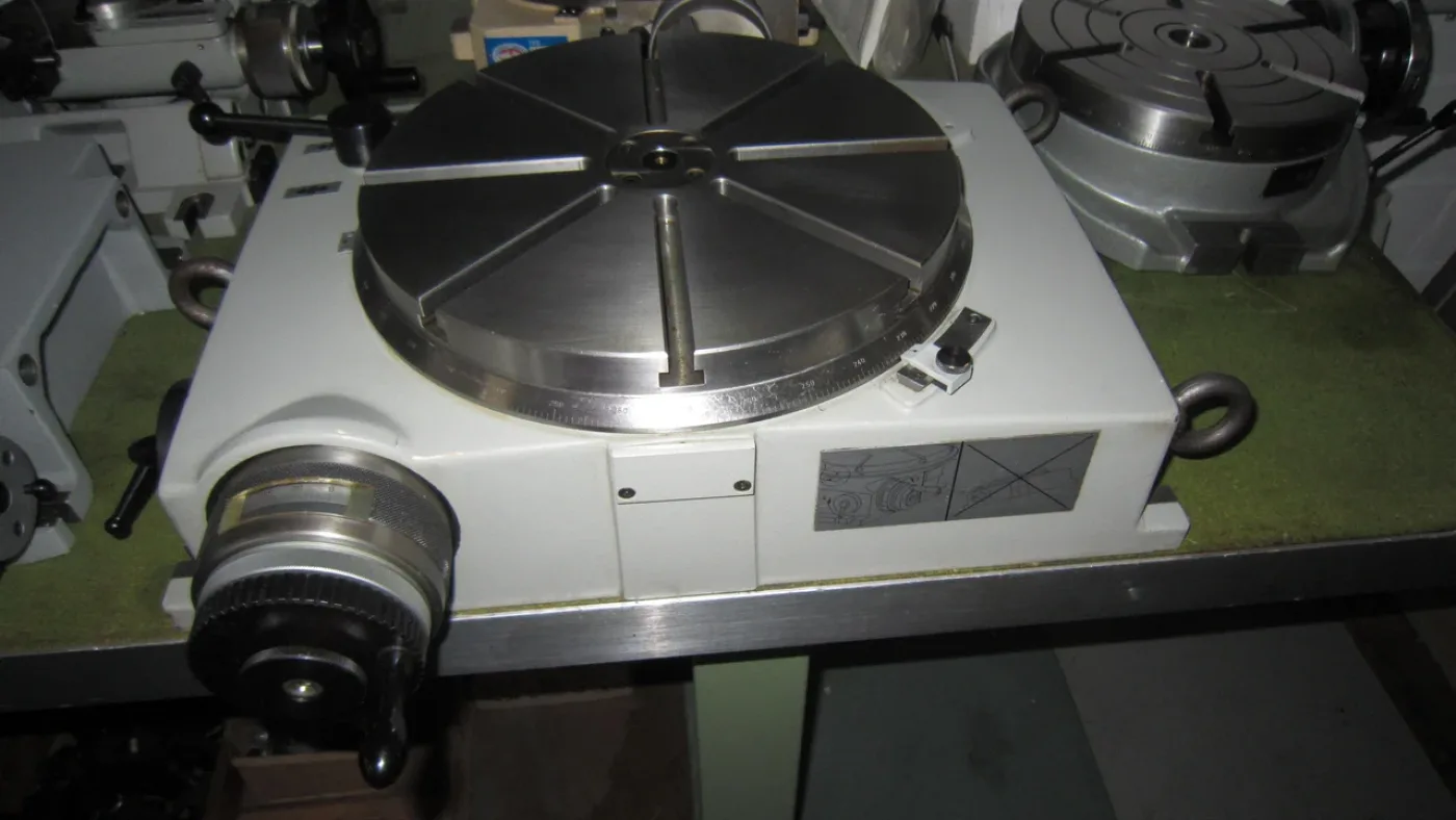 012898 - HAUSER 300 - 1