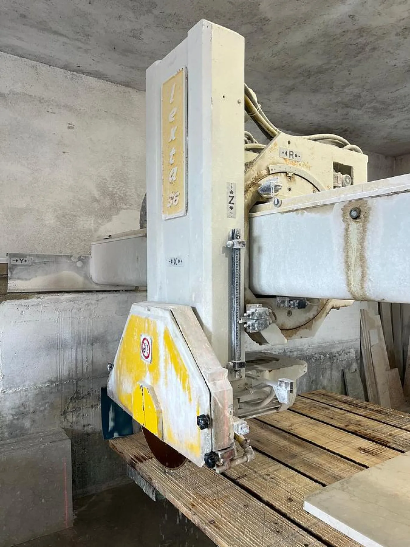 2001 GMM LEXTA 36 Full - 7