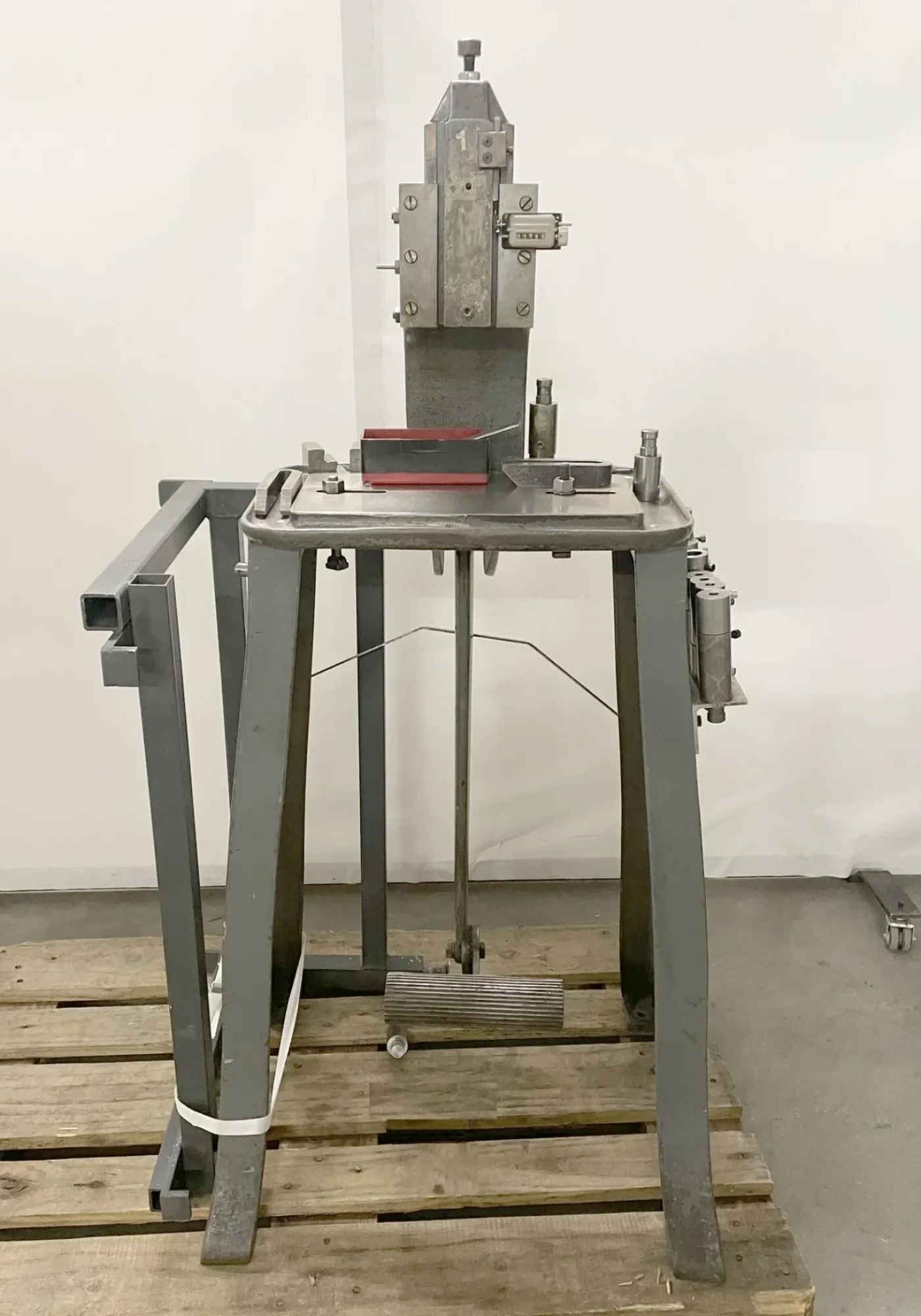 022968 - SCHAFFNER - 1
