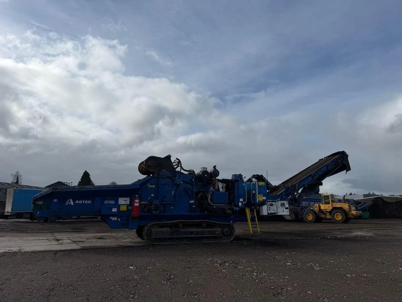 2021 Peterson 2710D Tracked Horizontal Grinder Shredder - 5