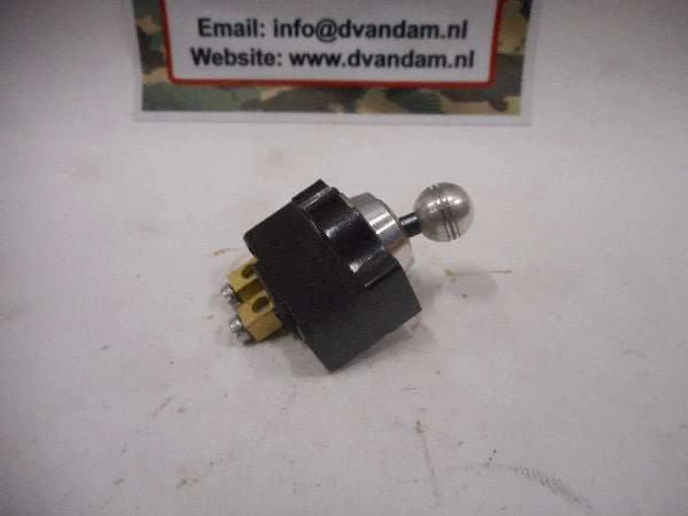 Contactschakelaar - 2