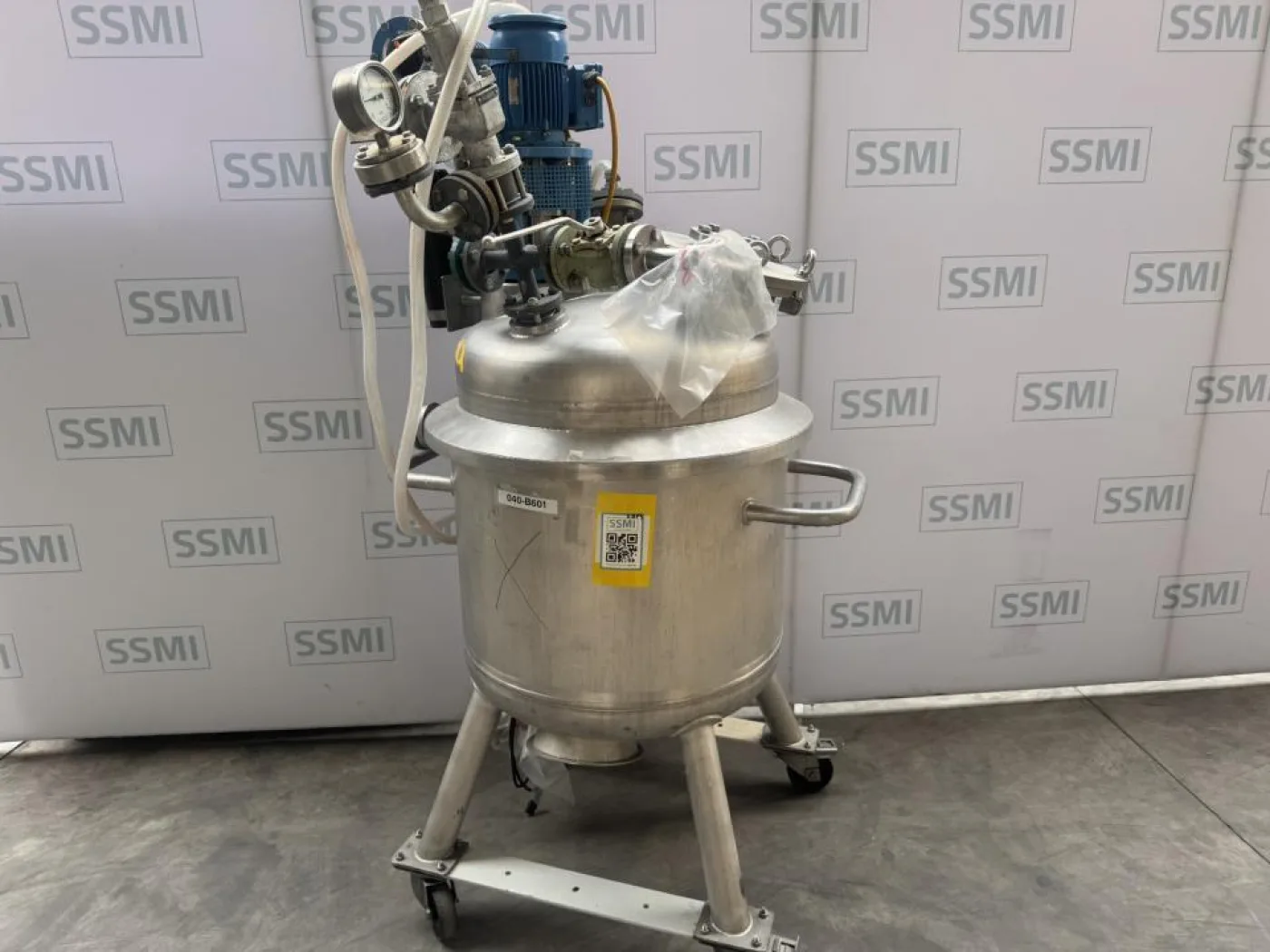 2003 Fischer Process vessel/reactor with a top-mounted agitator/mixer - 3