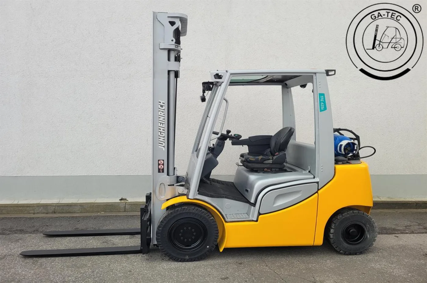 Jungheinrich TFG425s - 2
