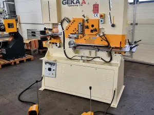Profilstahlschere HYD 110 A