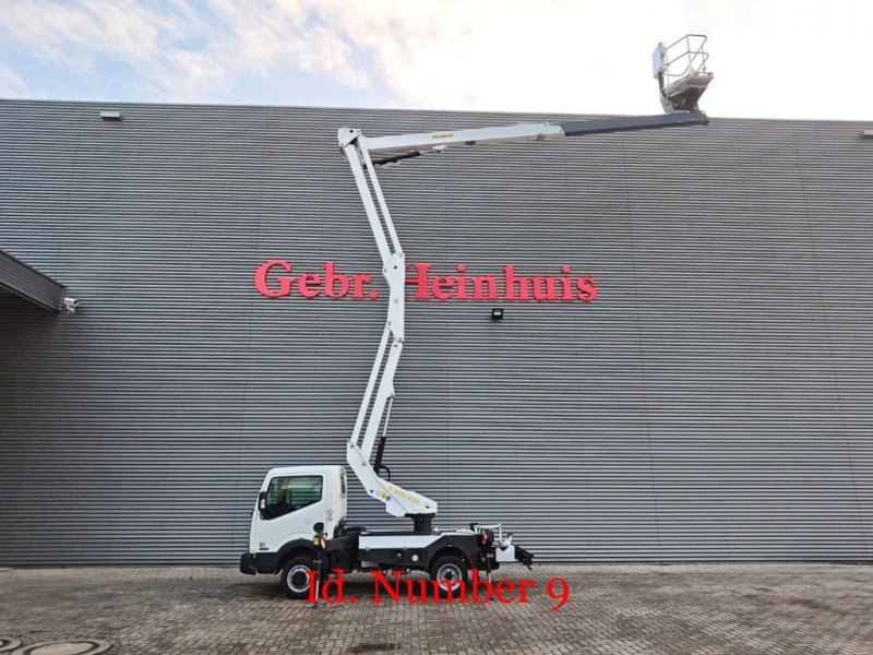 Nissan Cabstar 35.13 NT400 Palfinger P200 AXE