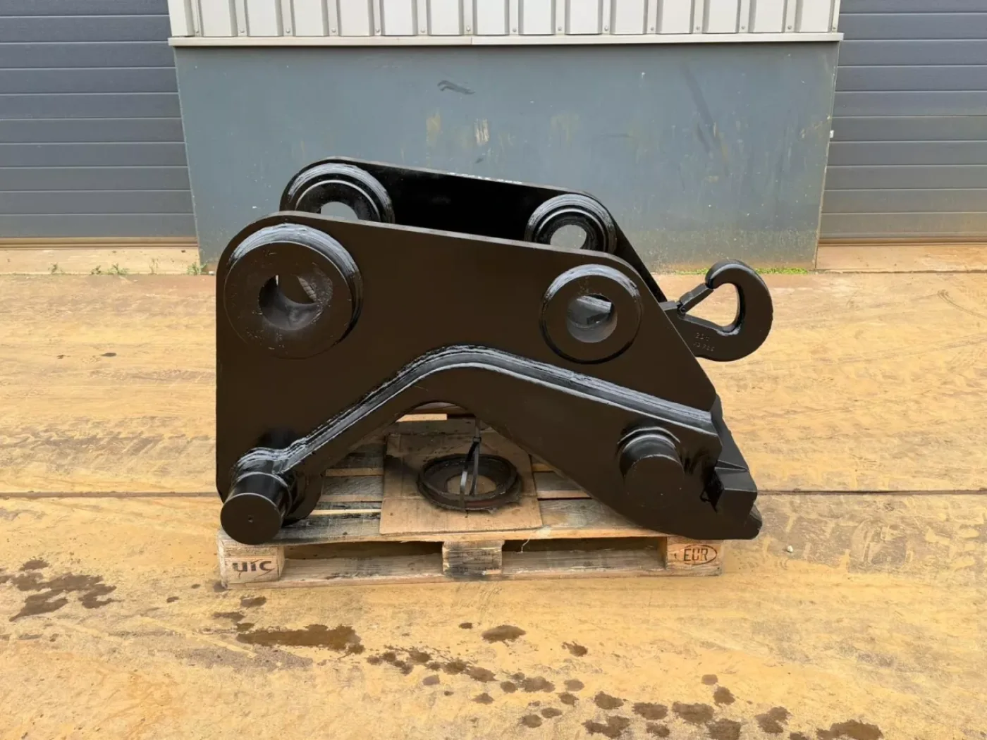 Caterpillar Quick coupler CW70 for 374F - 2