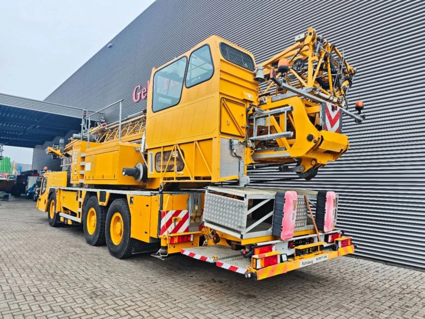 Liebherr MK63 6x6x6 - 3