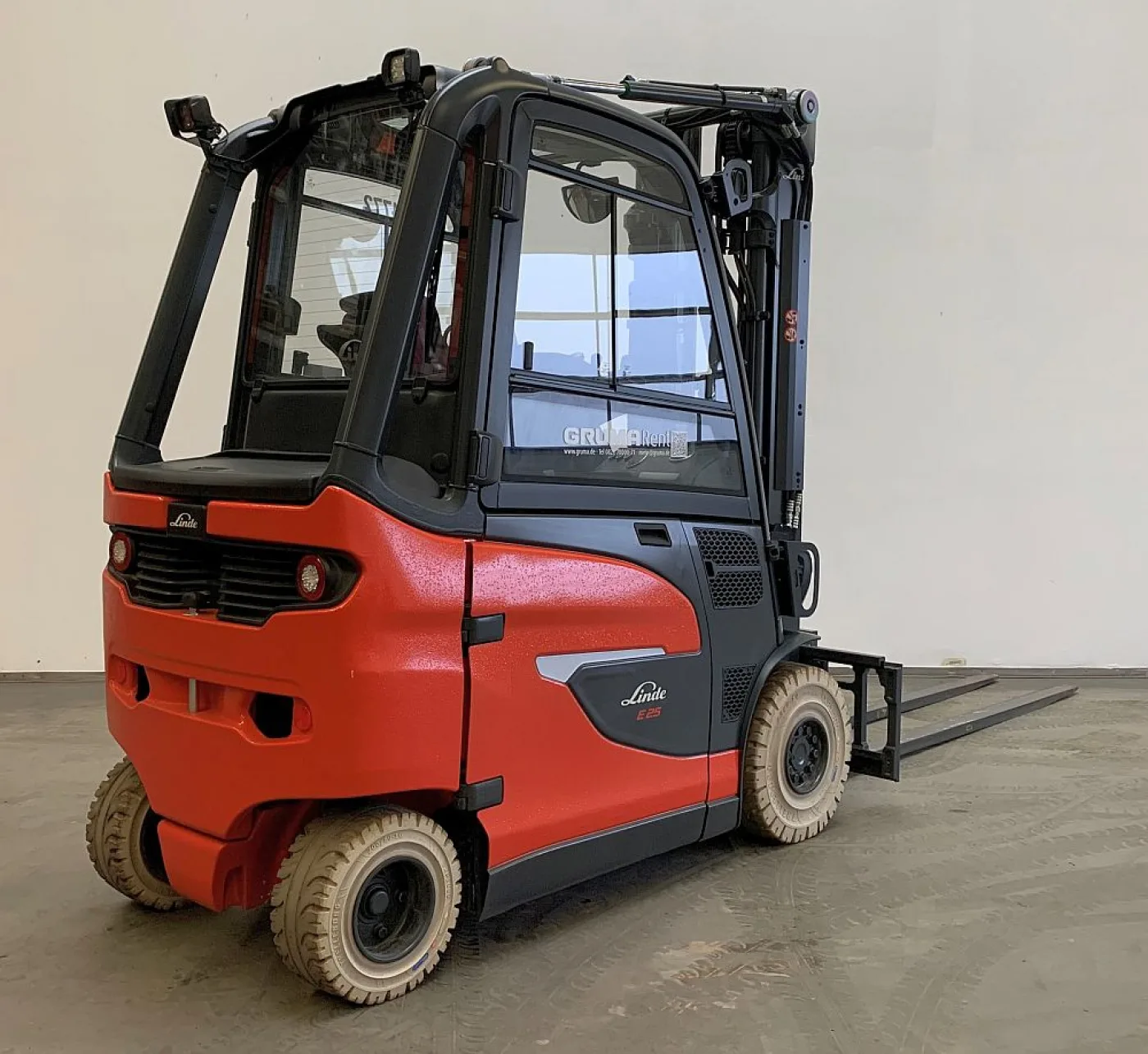Frontstapler Linde E 25/600 H 1252 (2023) - 2