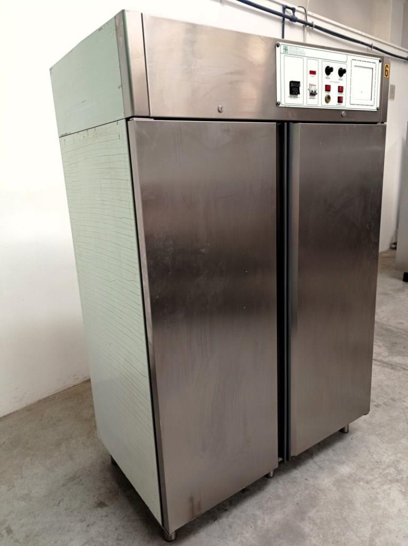 ARMADIO TERMOSTATICO – LABCO