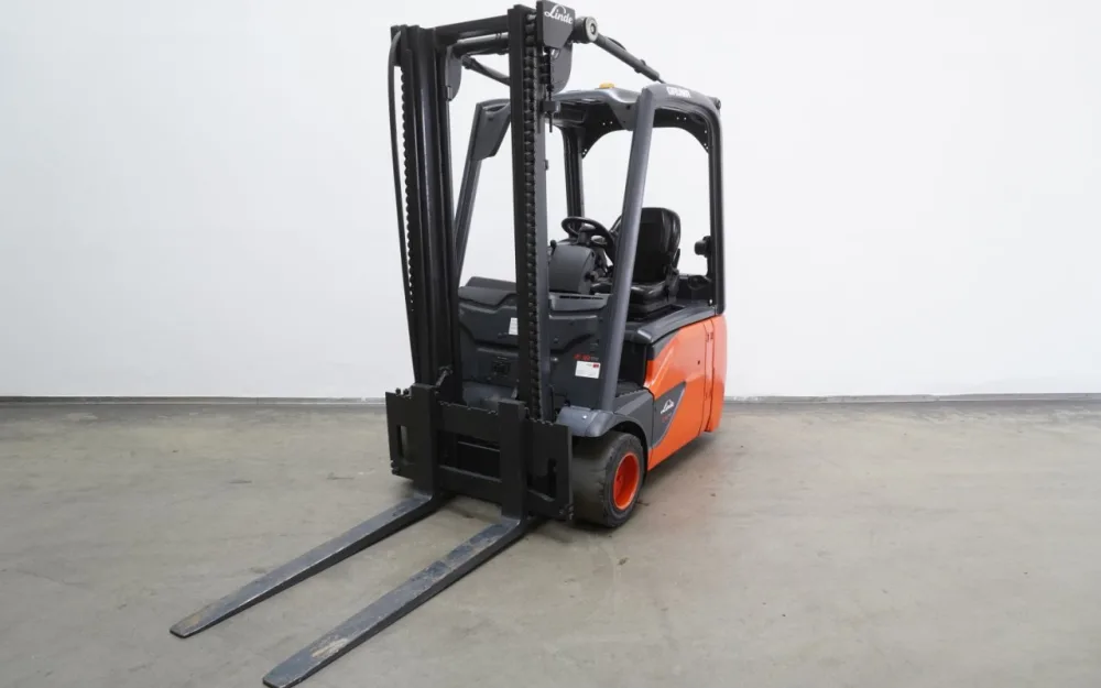 Frontstapler Linde E 18 EVO 386-02 (2015)
