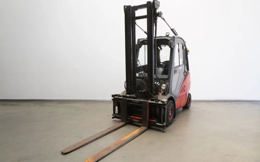 Frontstapler Linde H 30 D (3B) EVO 393-02 (2017)