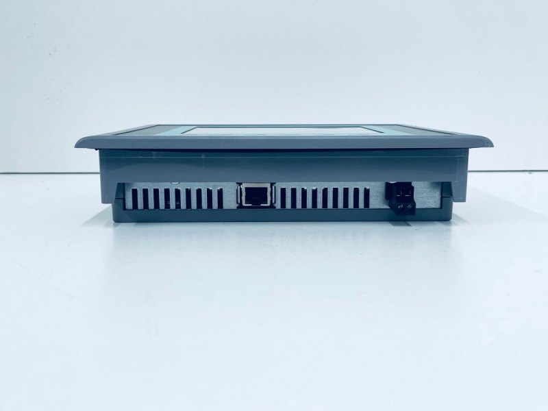 Siemens SIMATIC HMI KTP600 Basic Color PN 6AV6647-0AD11-3AX0 ZVD9YUBO84163