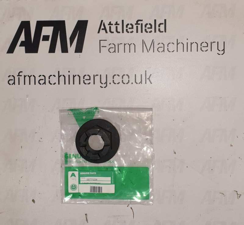McConnel Vertical Shaft Nut - 00771226
