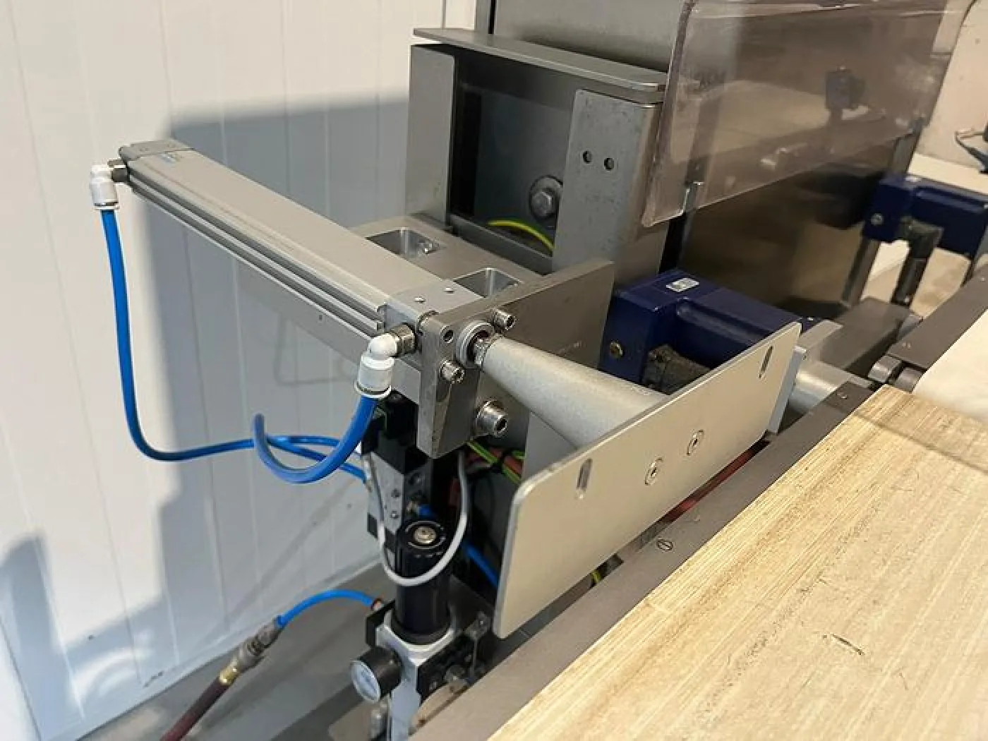 2017 Bosch Checkweger, KWE 6000 A - 4