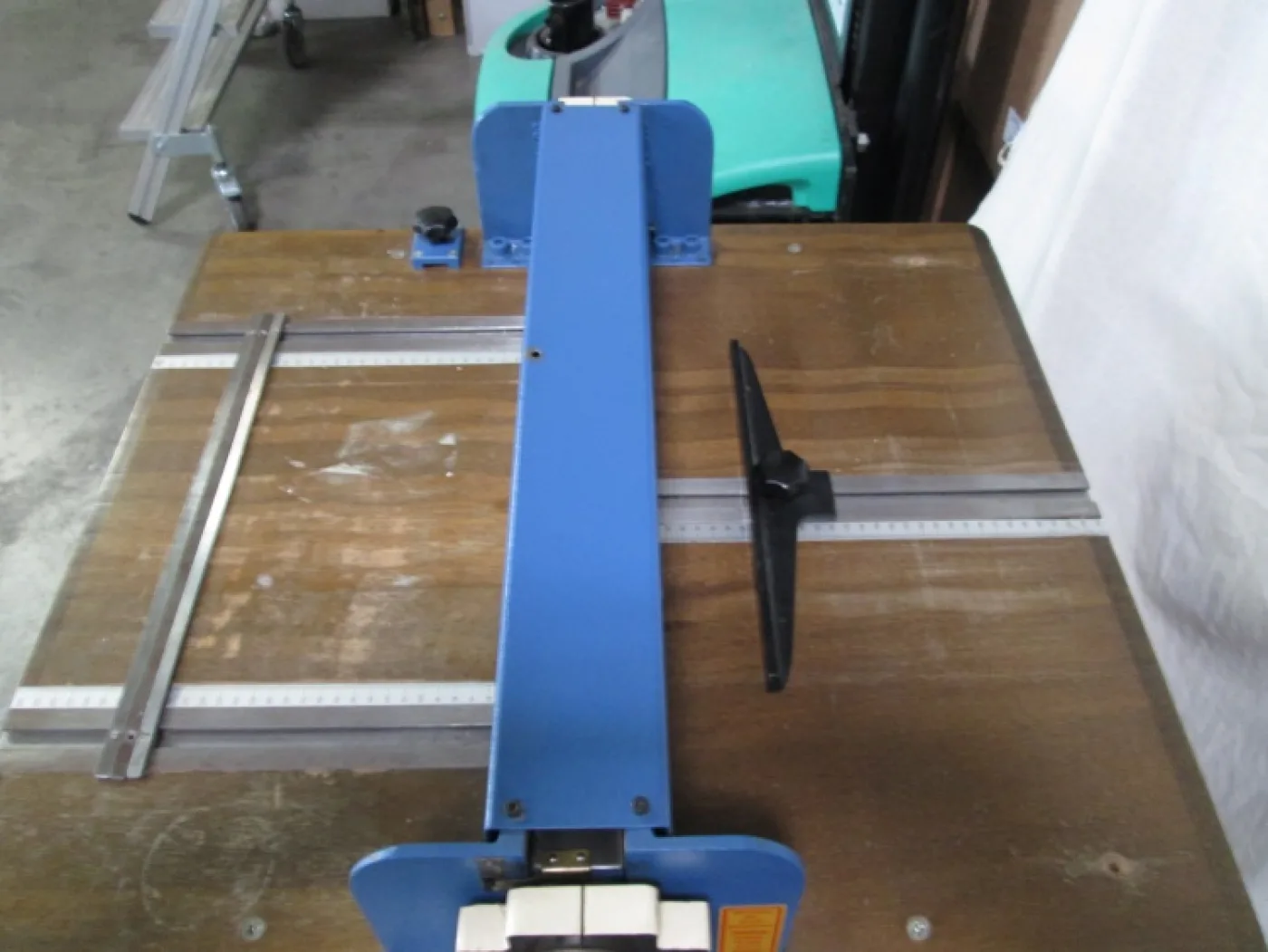 Nut-Perforiermaschine Bickel HK 3/50 - 3