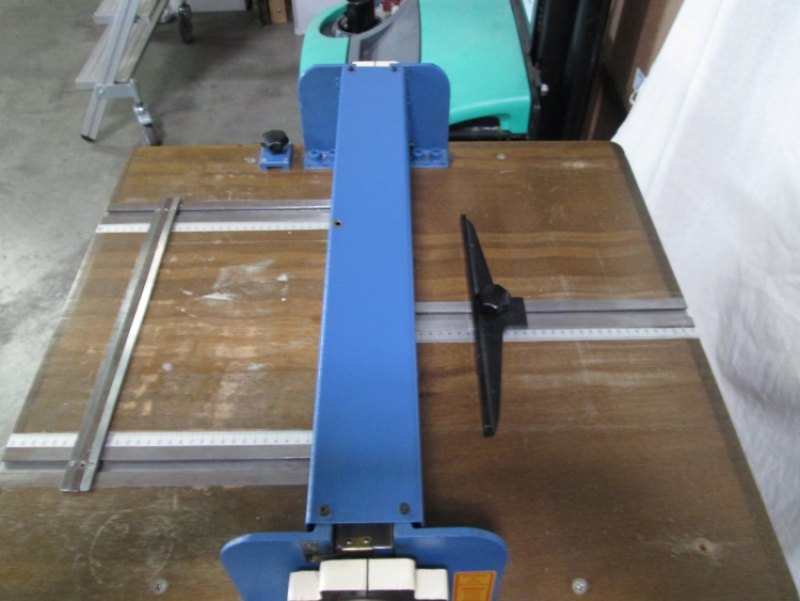 Nut-Perforiermaschine Bickel HK 3/50