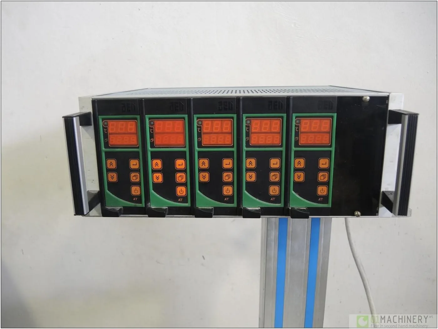 AED AI2109 - 1