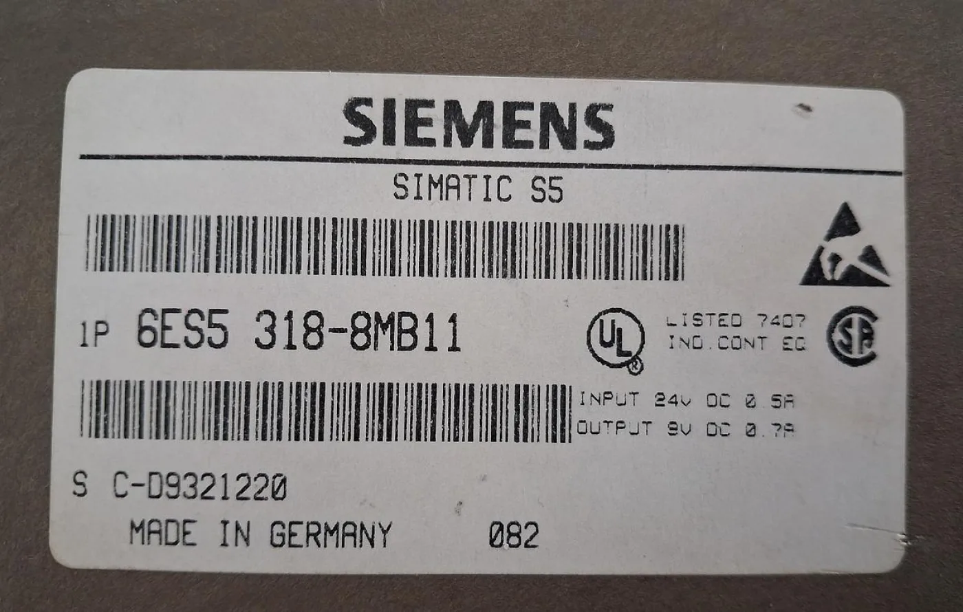 Siemens SIMATIC S5 6ES5 318-8MB11 Interface Module - 4