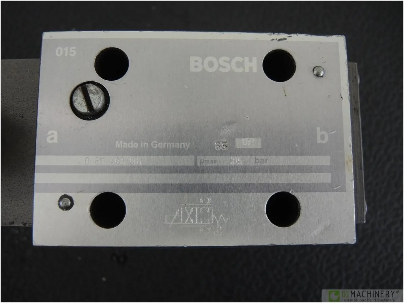 2000 BOSCH 0811403001 AI2233 - 2