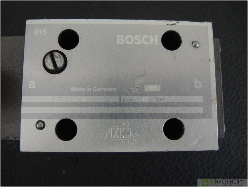 2000 BOSCH 0811403001 AI2233
