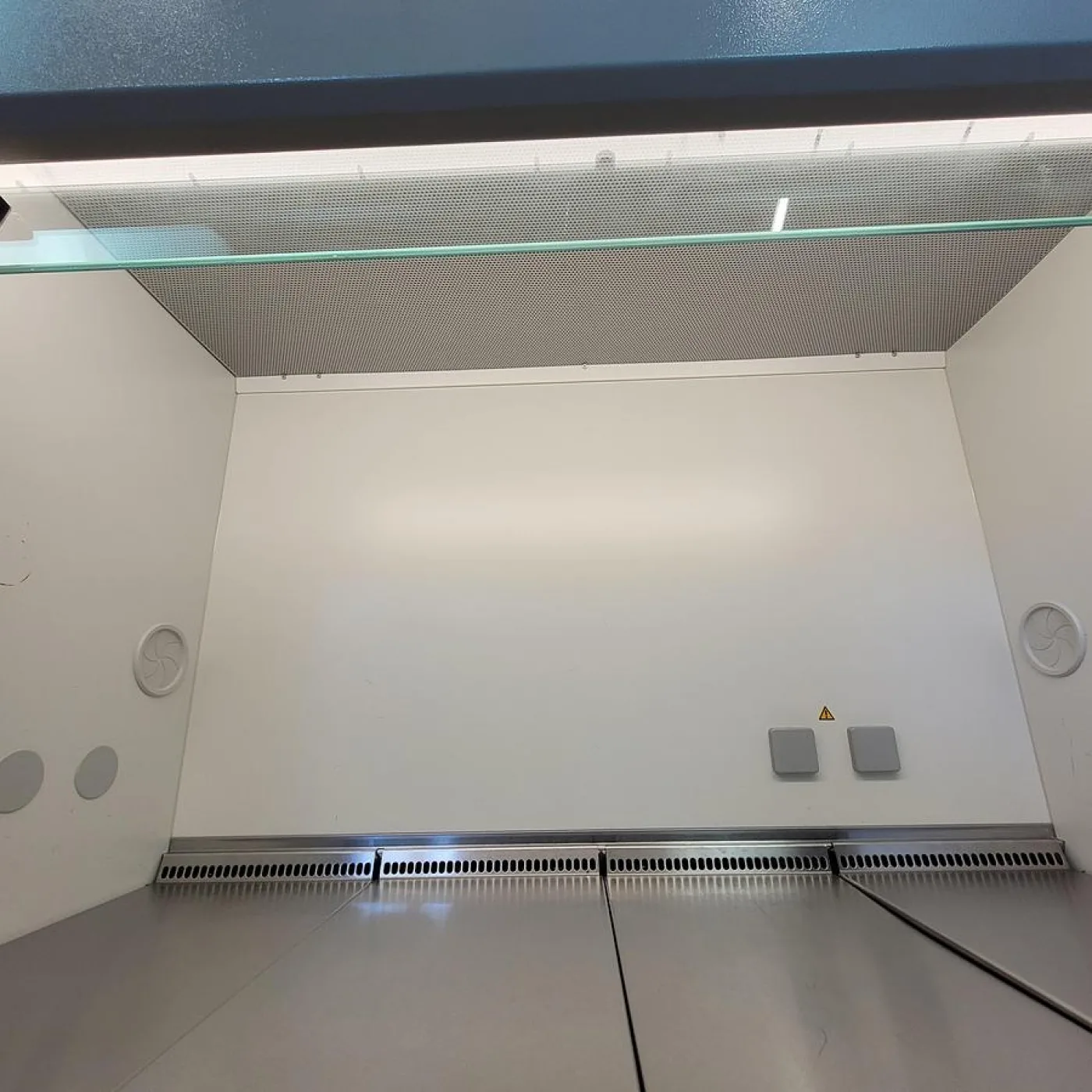 Thermo Scientific MSC-Advantage Biological Safety Cabinet - 4