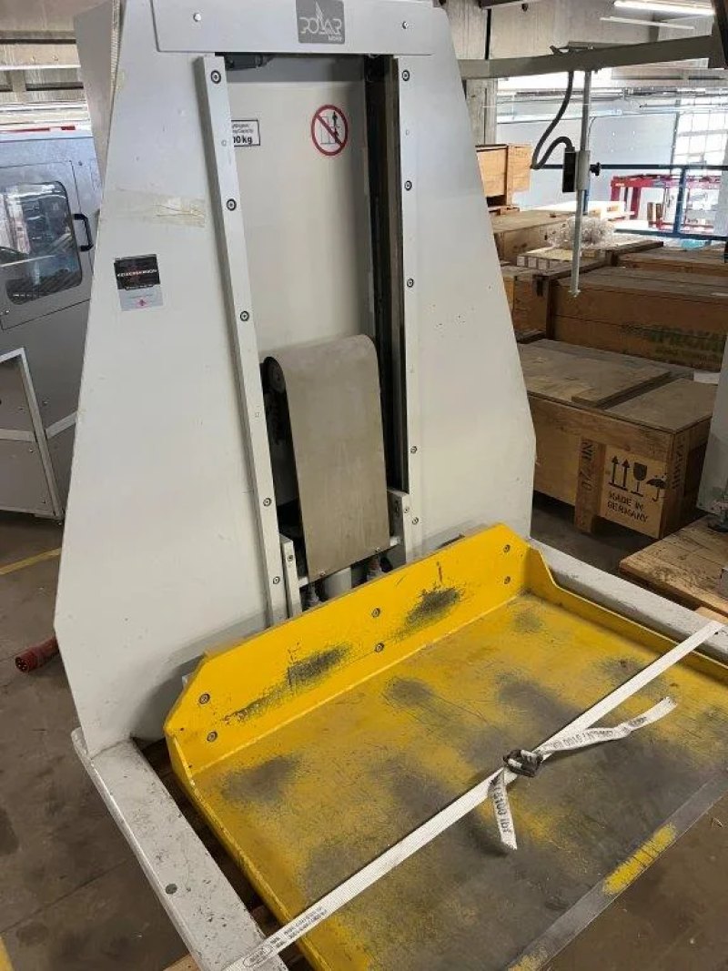 Polar L-600-W-3 elevador palet