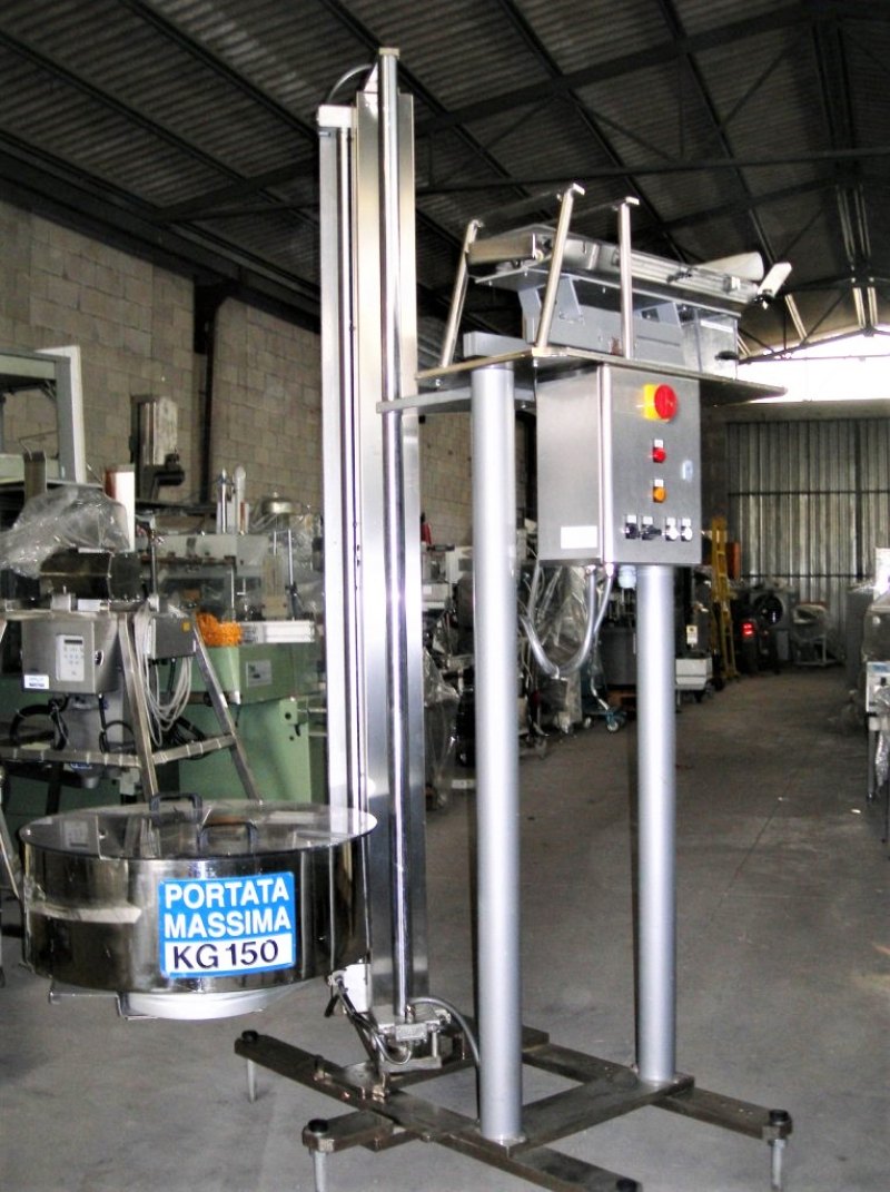 ALIMENTATORE / ELEVATORE COMPRESSE IN ACCIAIO INOX – C-MATIC