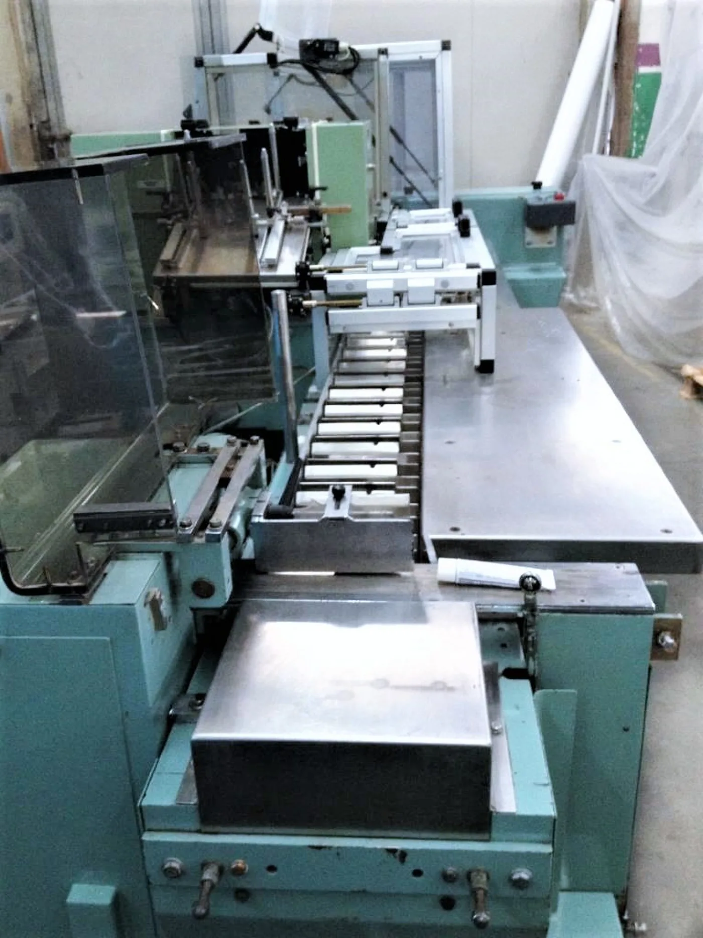 ASTUCCIATRICE AUTOMATICA ORIZZONTALE – ZANASI MOD. KB - 6