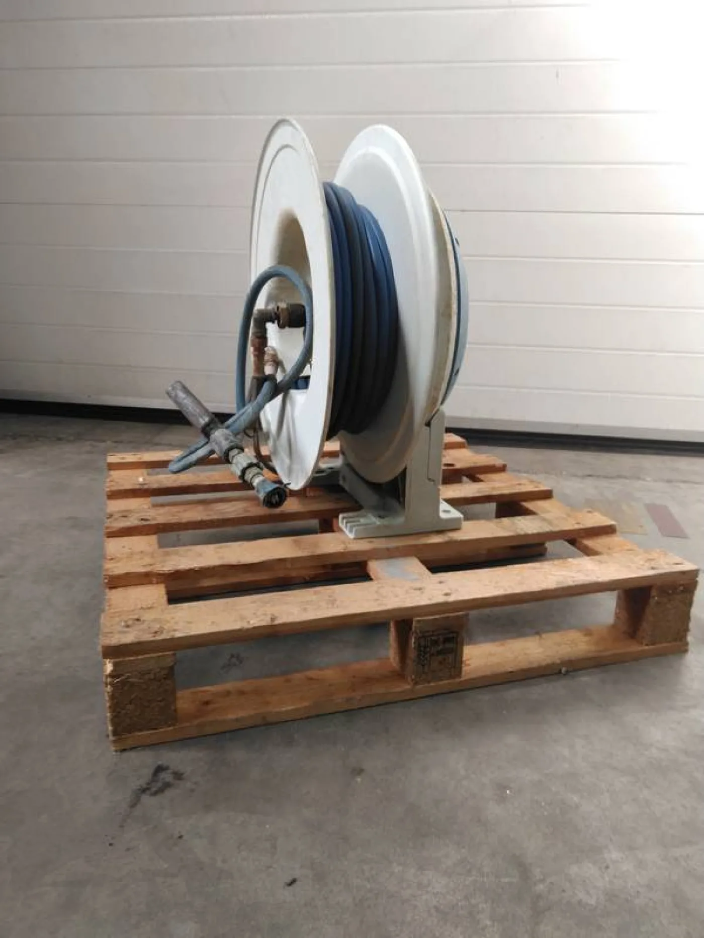 High pressure hose reel (automatic) - 1
