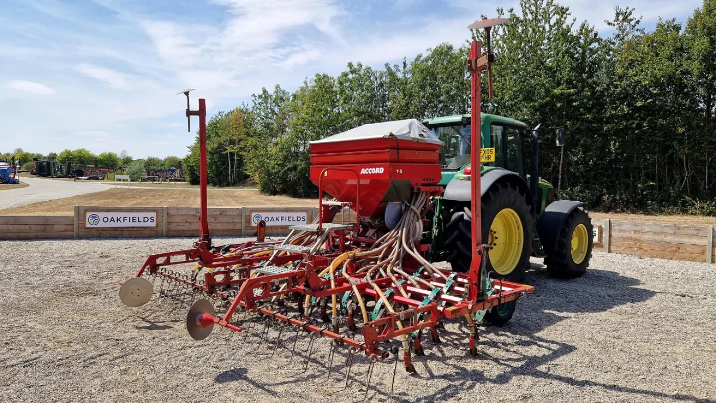 2003 Kverneland 4.8m TS Tine Drill - 1