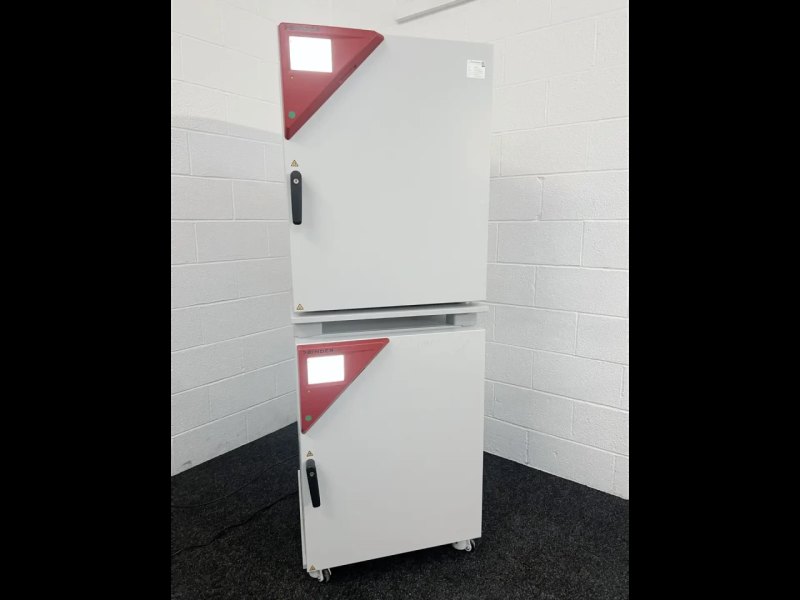 Binder CB 170 CO2 Incubator Stack