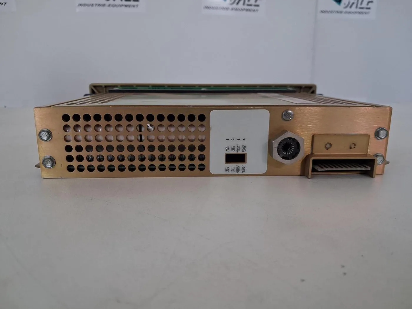 Modicon Gould Programmable Control Division I/O Module B875 - 7