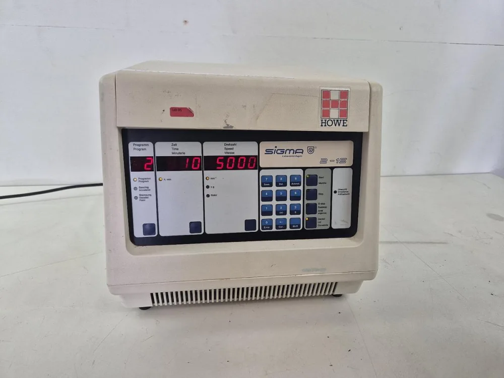 Sigma 2-15 Centrifuge + Accessories