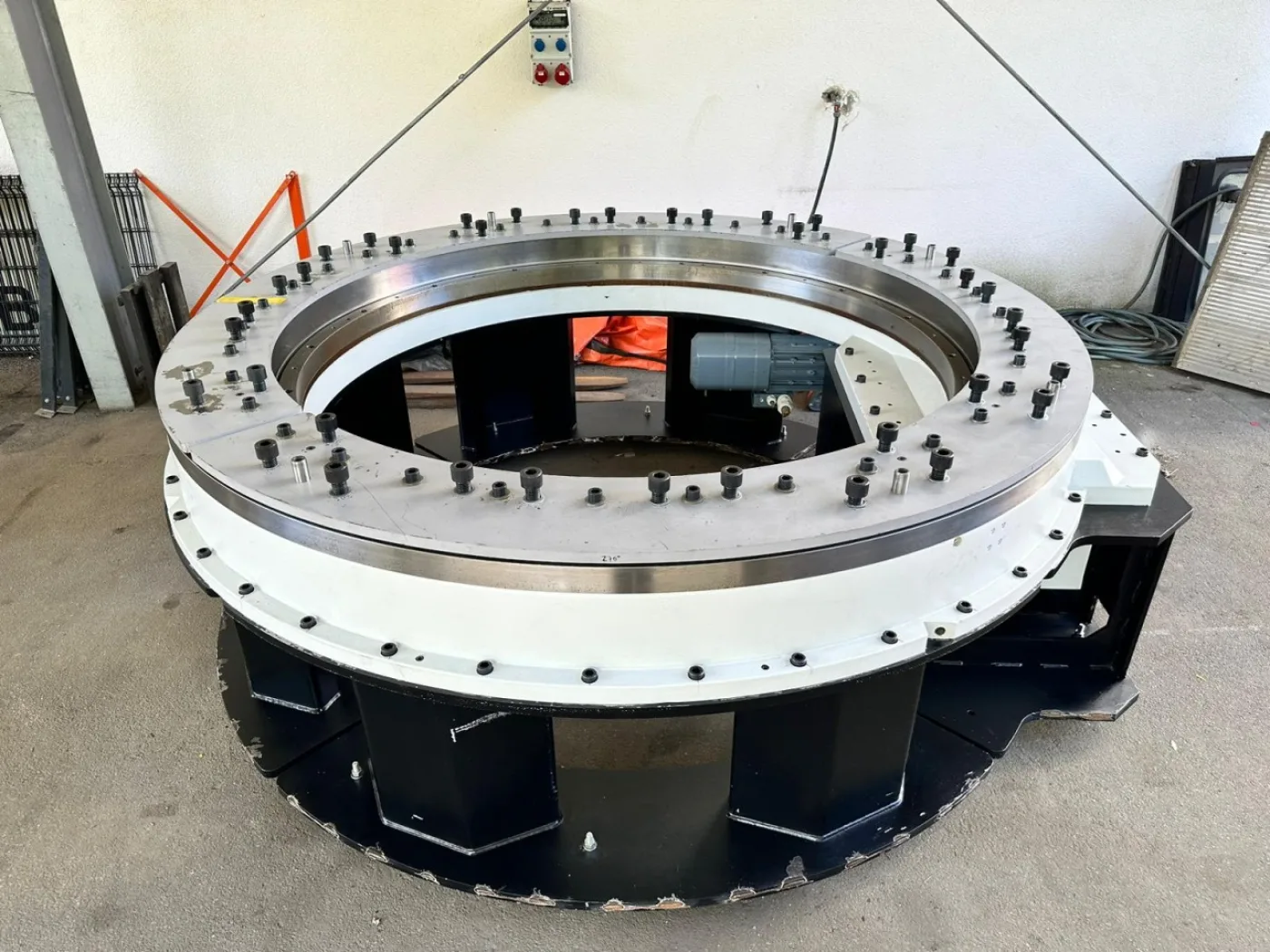 Weiss GmbH Rundschalttisch CR2600E-000-00-0 - 1