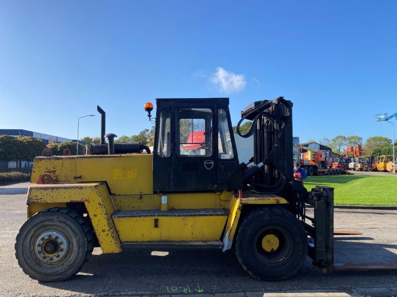 Svetruck 18 60 33 TRIPLEX MAST