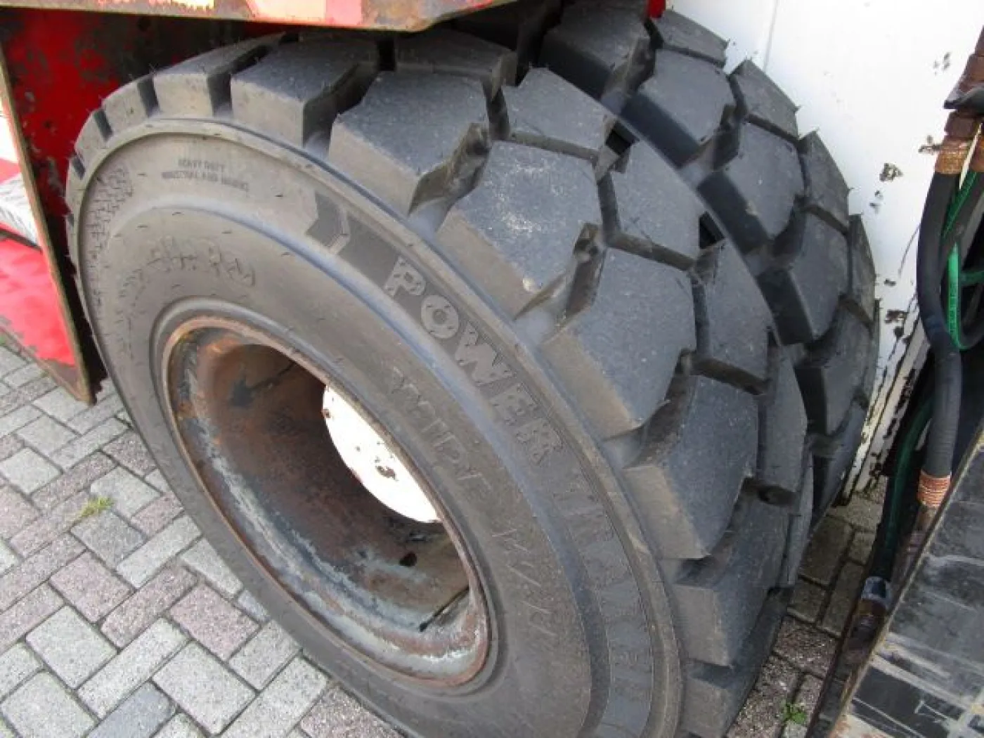 Svetruck 13.6-120 - 8