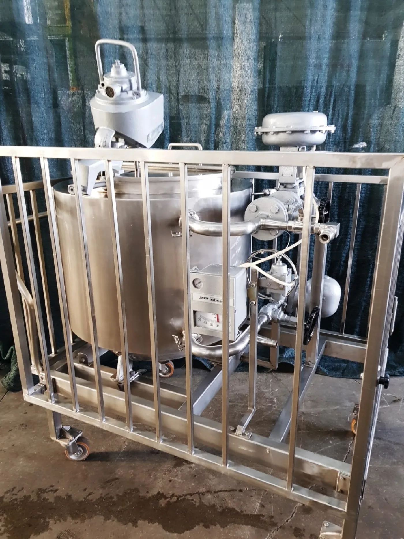 SERBATOIO CARRELLATO INCAMICIATO – TERMOINDUSTRIALE – MOD. 300 L - 8