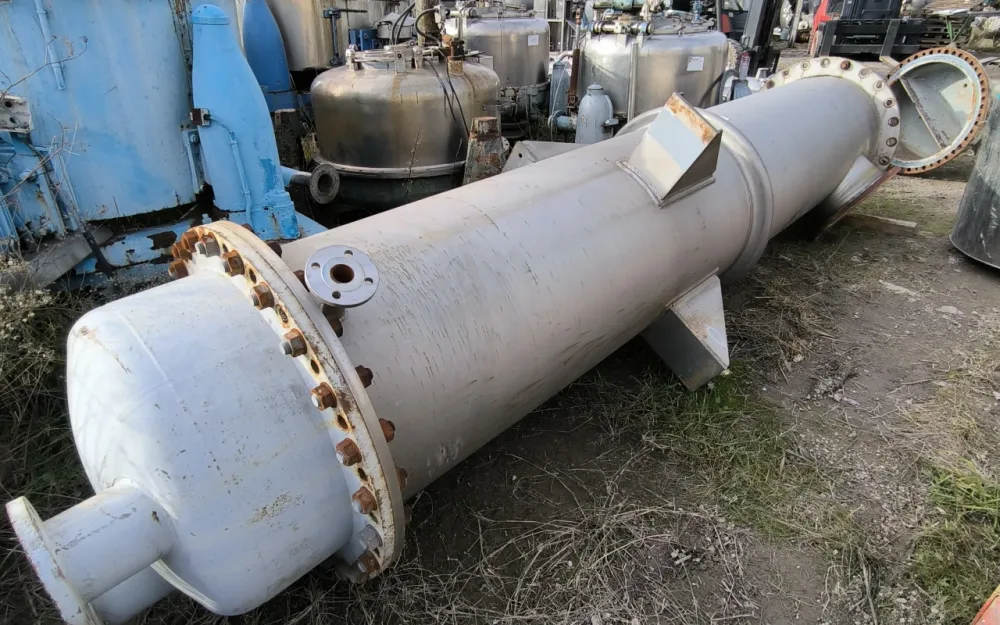 STAINLESS STEEL TUBULAR HEAT EXCHANGER 105.6 M² CALDERERIA DEL CARBONO E-113