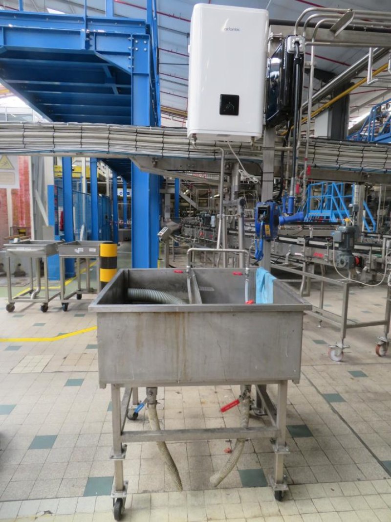 Nederman Washing Jet System with Nederman Hose Reel and Atlantic Vertigo 50 Water Heater- Filling Lines