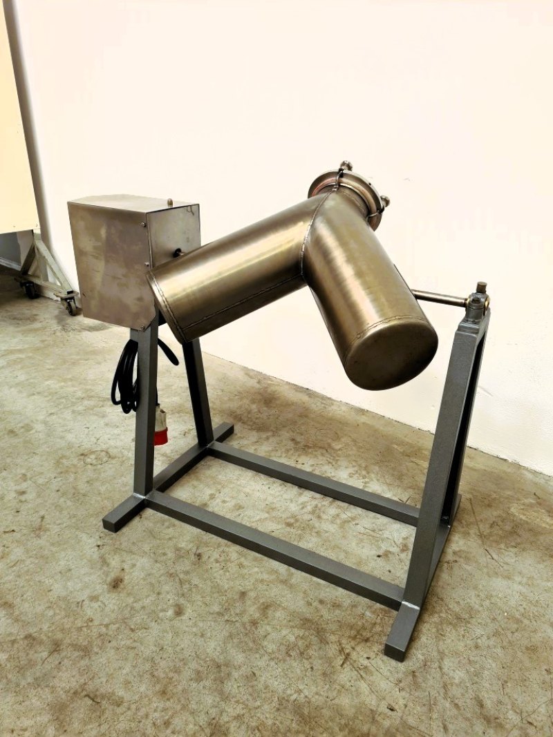 MESCOLATORE A V – MOD. 20 LT