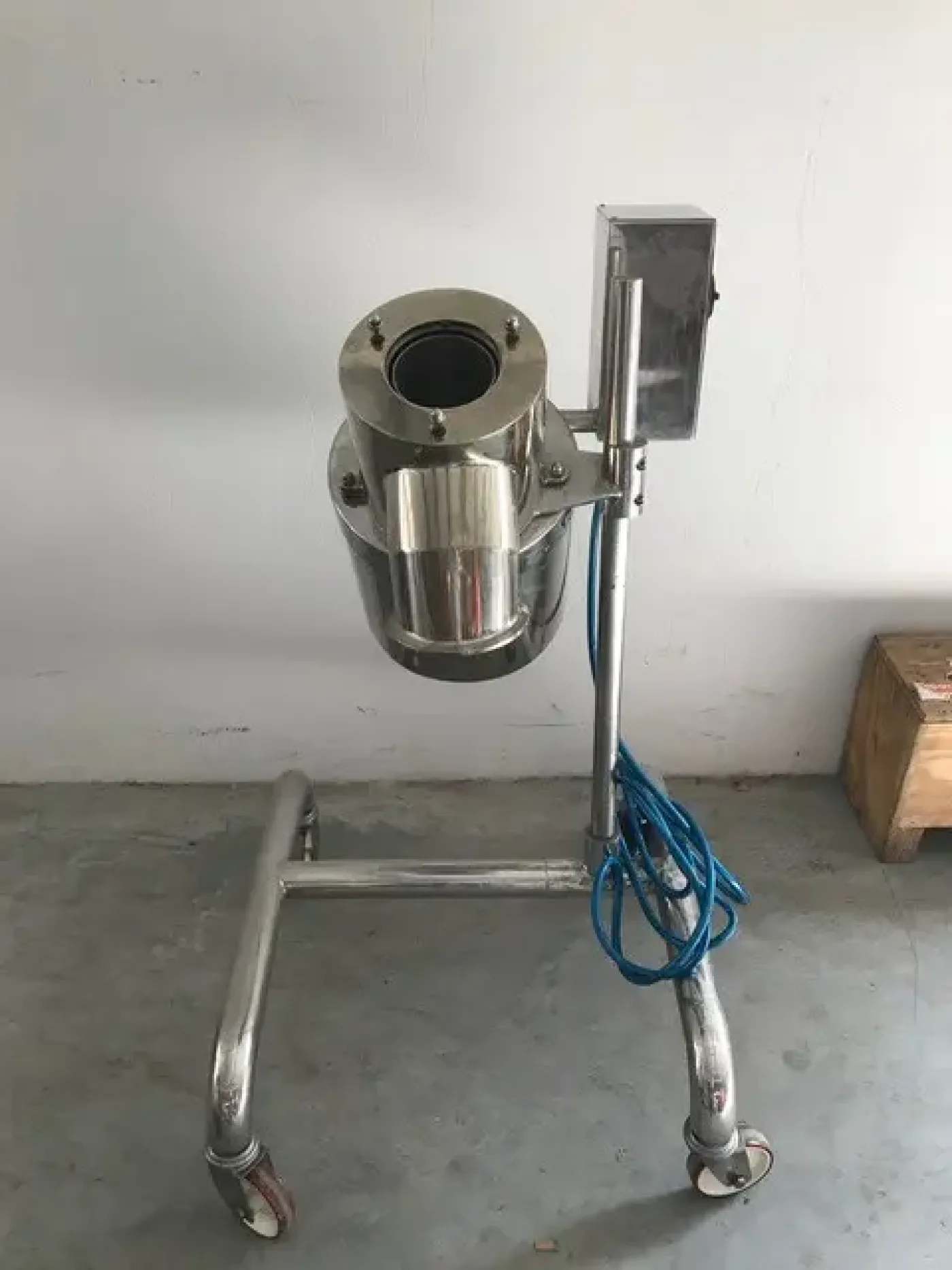 USED GLATT LABORTECNIC TR-100 SIEVER MACHINE - 7