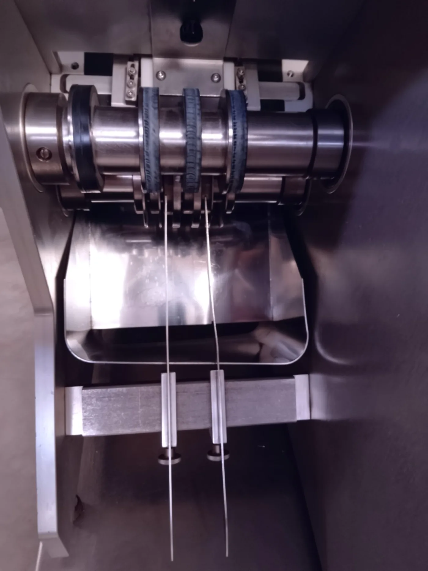 DEBLISTERATRICE DA BANCO – ICS AUTOMAZIONE – MOD. DBR C45 - 2