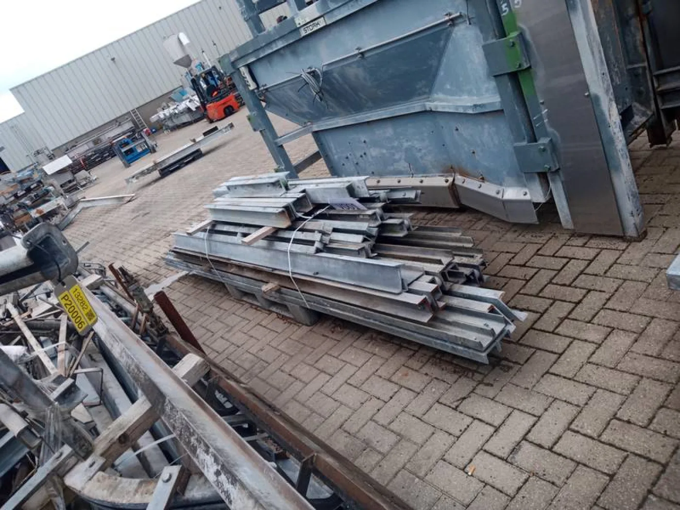 Dubbel UNP galvanised beams - 2