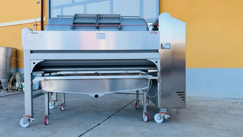 PNEUMATIC MEMBRANE PRESS, MODEL VP11E, OPEN CYLINDER, NEW EQUIPMENT