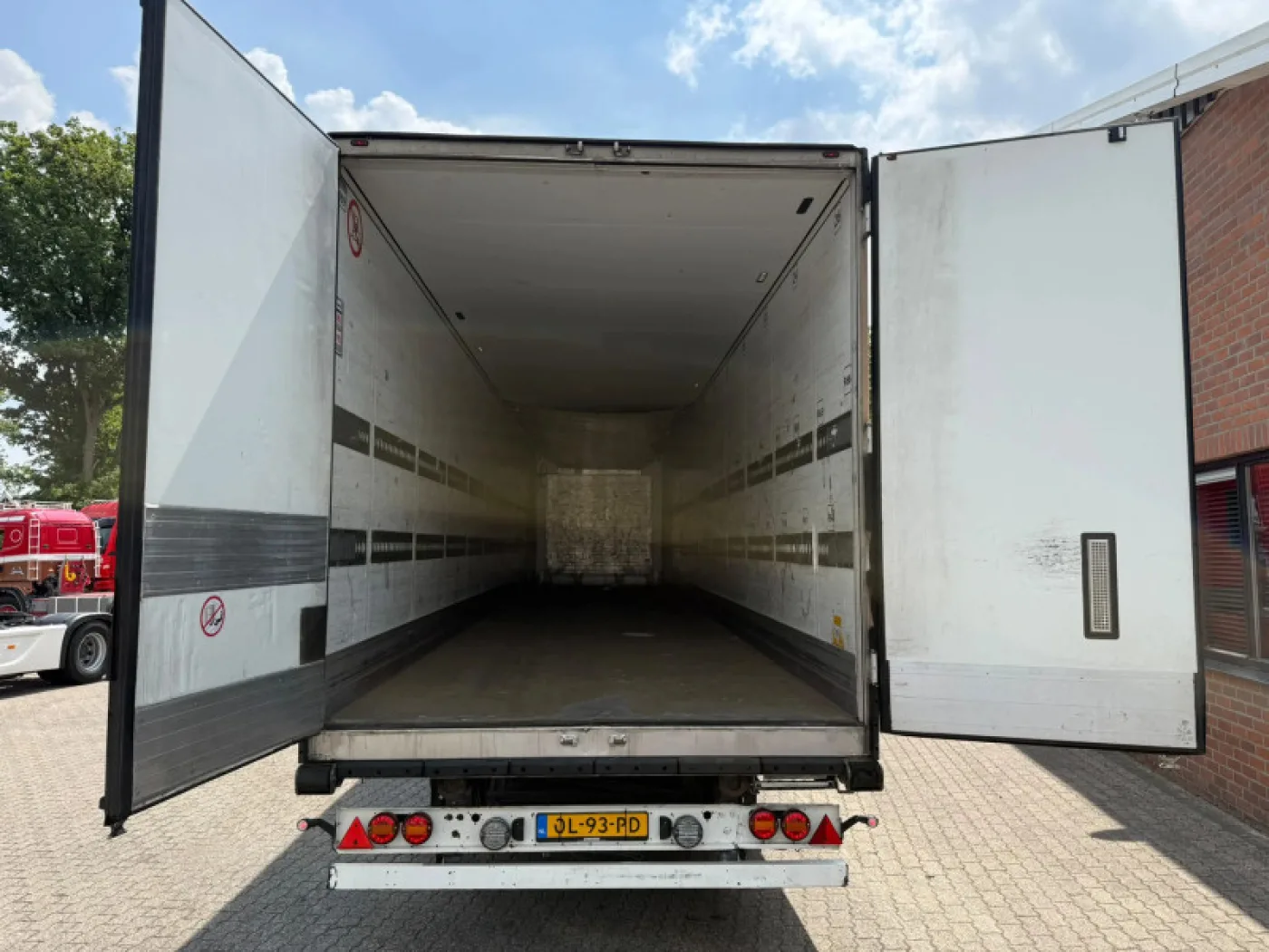 Schmitz Cargobull N/A Carrier Vector 1550 D+E 2X Lift Axle 250B 265H APK/TÜV 04-2027 - 8