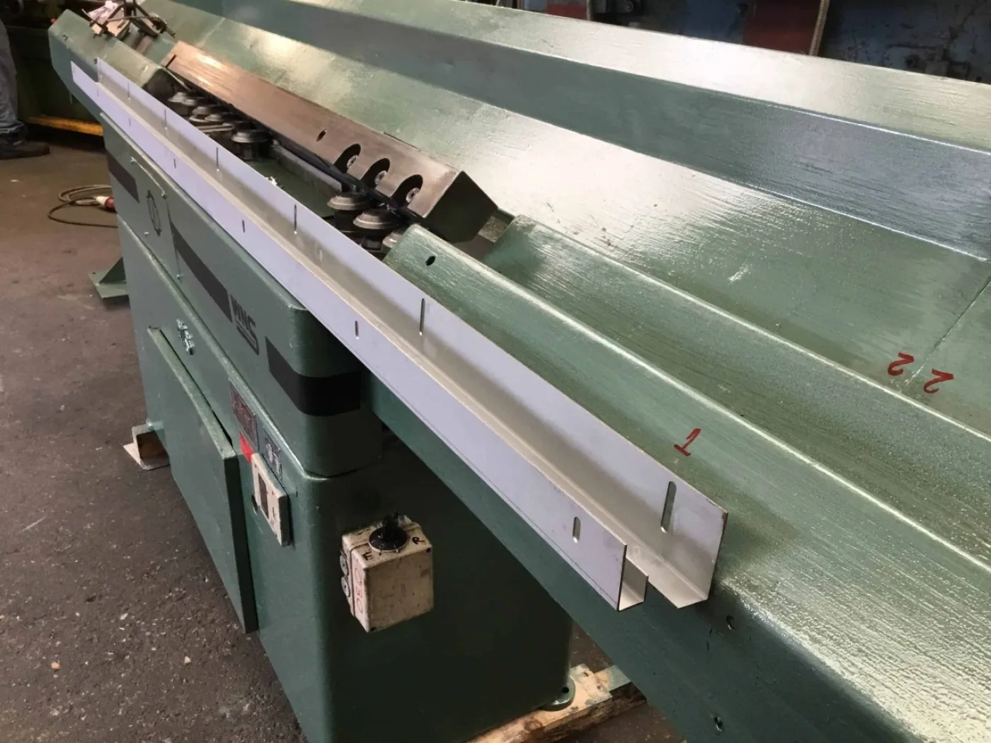 RAS Ductseamer and Ductzipper Replacement/ Spare Guide Fence - WNS - W. Neal Services Ltd - 4