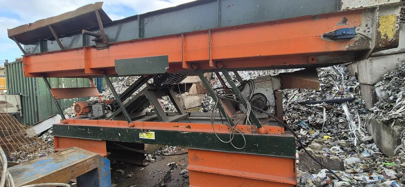 2012 Shaker Feeder Unit - 2