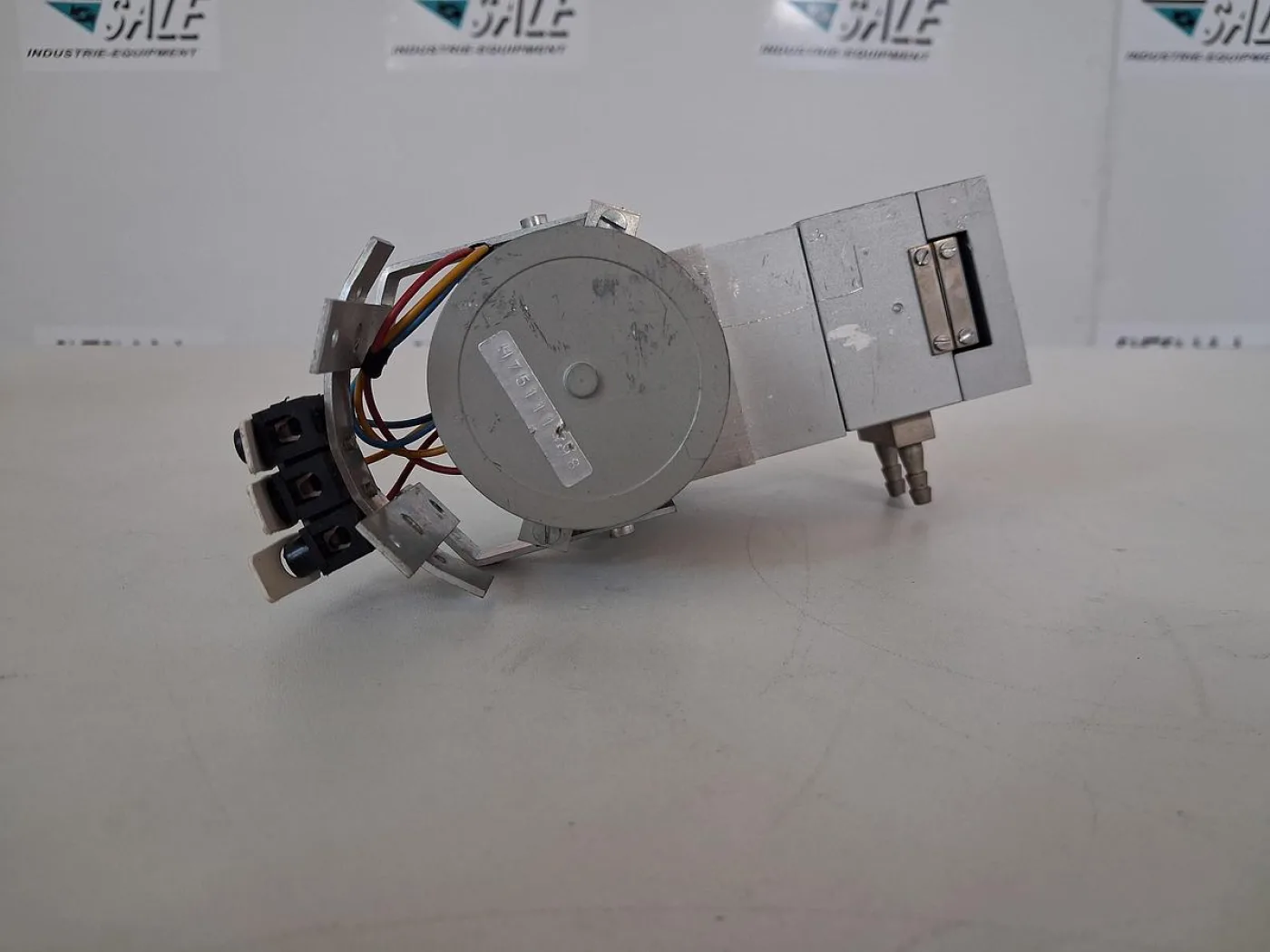 J.C. Eckardt Pneumatischer Messantrieb Bestell-Nr. 6 871 111 - 2