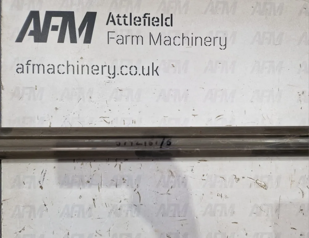 Spearhead Multicut 460 Outer profile tube, N/S wing shaft and Input 5792146/5