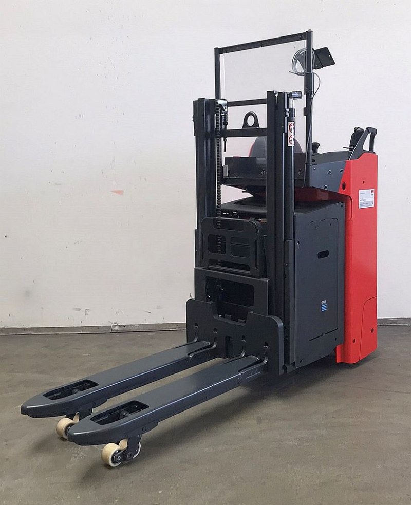 Hochhubwagen Linde D 12 S 1164-03 (2022)